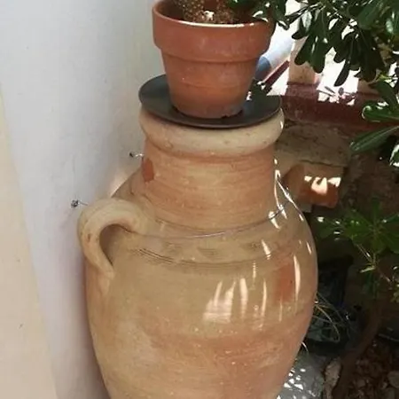 Maria's Little House Noto