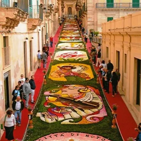 Maria's Little House Noto